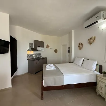Апартаменты Amelia Seaview &