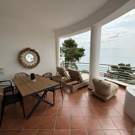 Appartamento Amelia Seaview & *