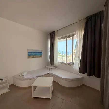 Amelia Seaview & Апартаменты Kallithea (Chalkidiki)