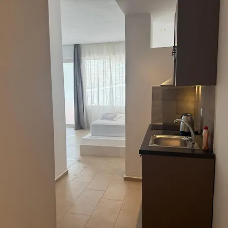 Amelia Seaview & Апартаменты