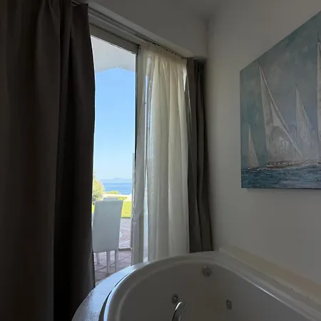 Апартаменты Amelia Seaview & Kallithea (Chalkidiki)