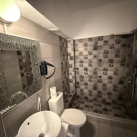 Апартаменты Amelia Seaview &
