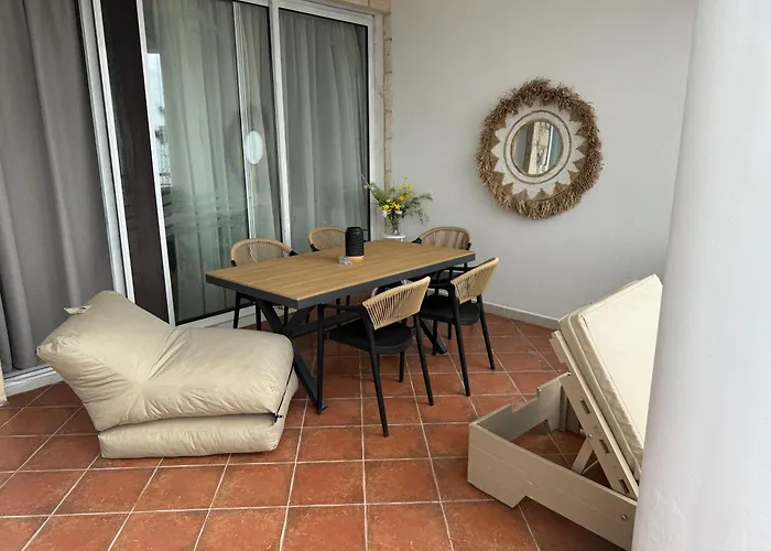 Amelia Seaview & Apartment *
